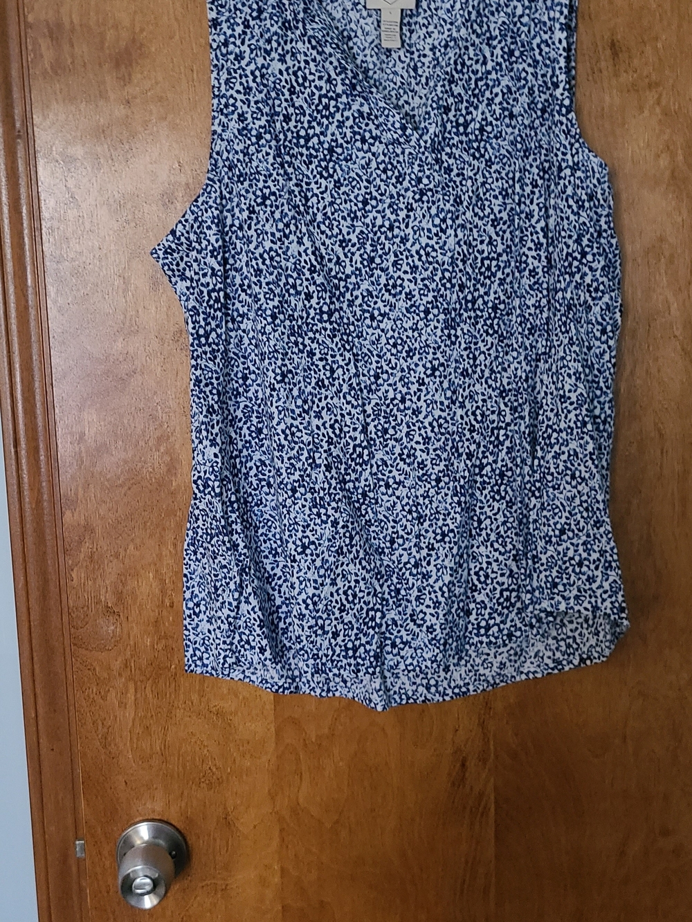 St. John's Bay Blue and White Sleeveless V-Neck Blouse